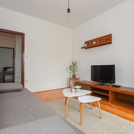 Apartments Kate パグ エクステリア 写真