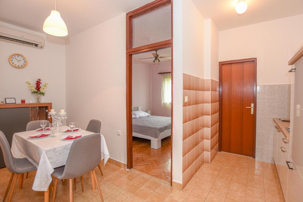 Apartments Kate パグ エクステリア 写真