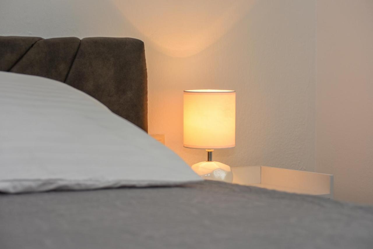 Apartments Kate パグ エクステリア 写真