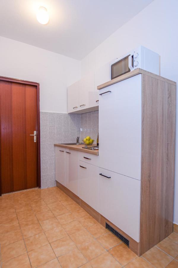 Apartments Kate パグ エクステリア 写真
