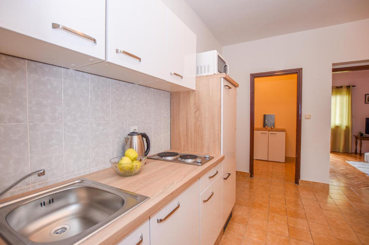 Apartments Kate パグ エクステリア 写真
